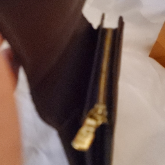 *Authentic* Louis vuitton monogram - Picture 8 of 12